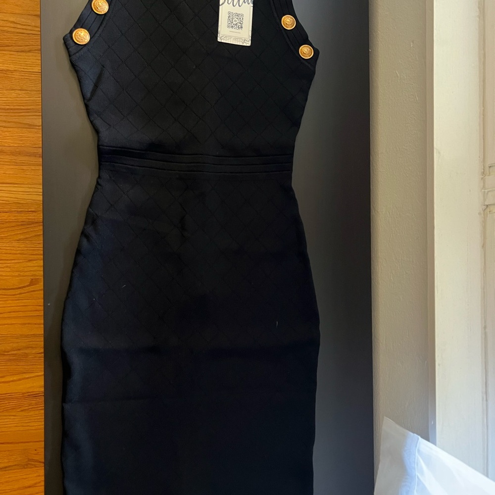 Elegant Gold One-Shoulder Mini Dress - Picture 8 of 15